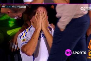 埃政委35岁埃雷拉加盟博卡伤缺2个月，复出5分钟伤退痛哭