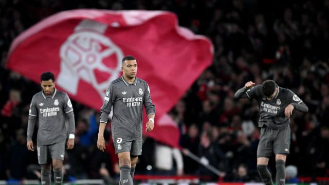 开云APP-西媒：跑动太少是皇马败因之一 不引援制造困境