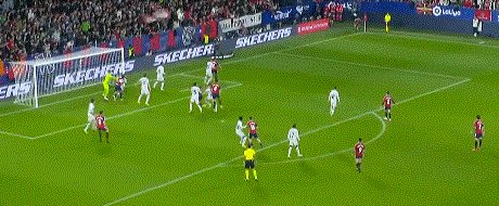 开云官网-【西甲】莱万+皮克染红 10人巴萨客场连进2球逆转胜